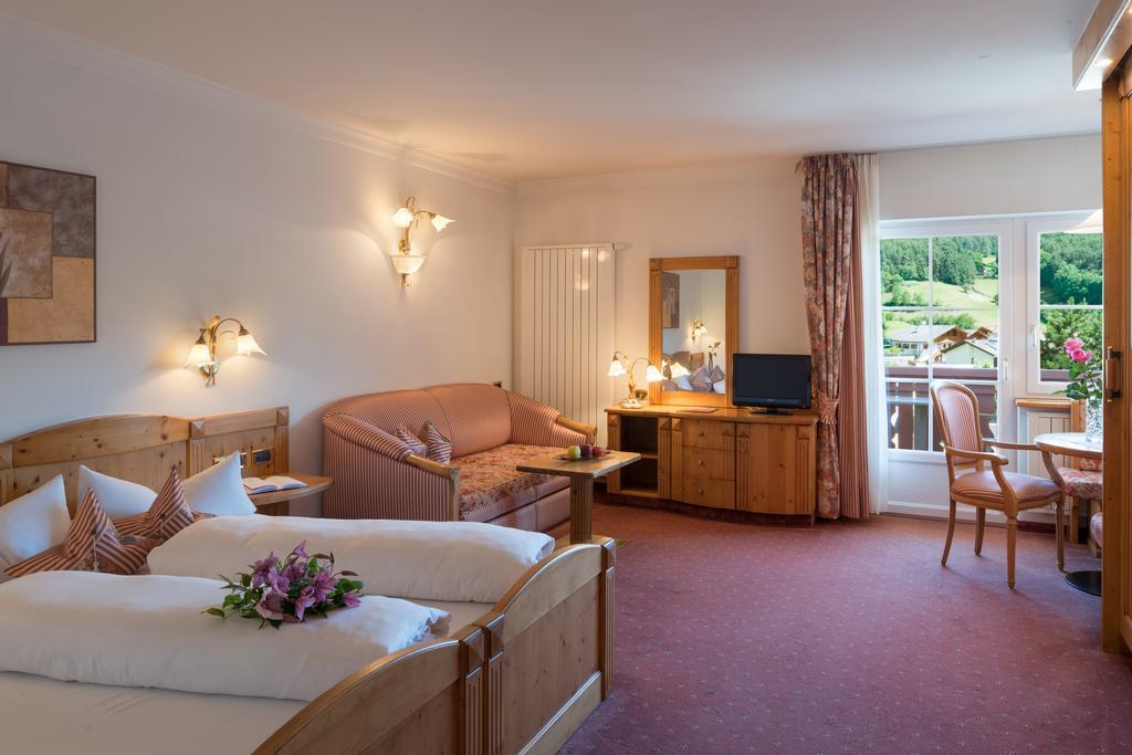 Hotel Zum Wolf Castelrotto Bilik gambar