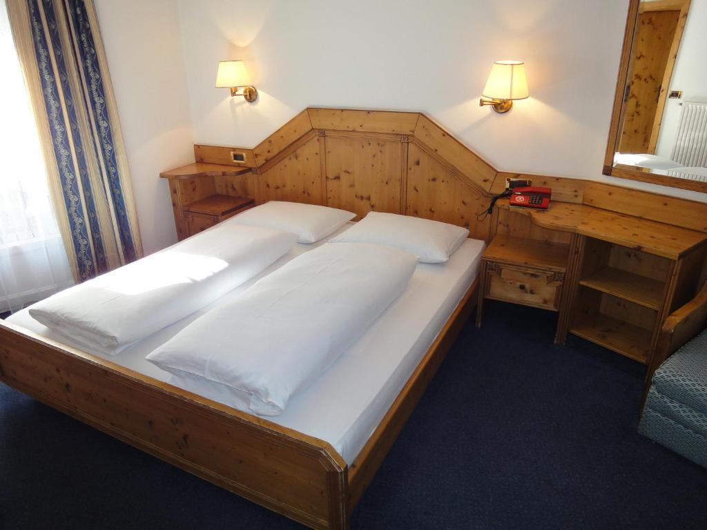 Hotel Zum Wolf Castelrotto Bilik gambar